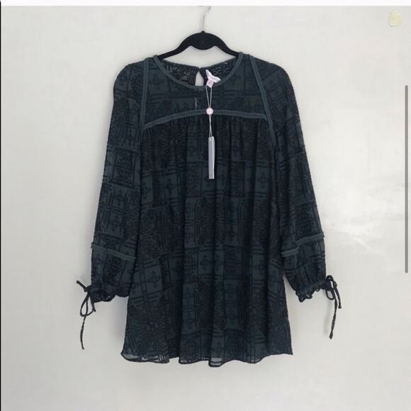 RED CARTER Embroidered Long Sleeve Shift Dress - Picture 3 of 6